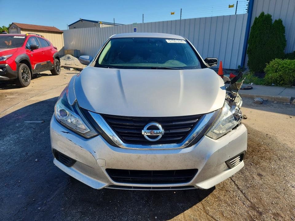 57601236 :رقم المزاد ، 1N4AL3AP7HC291329 vin ، 2017 Nissan Altima مزاد بيع