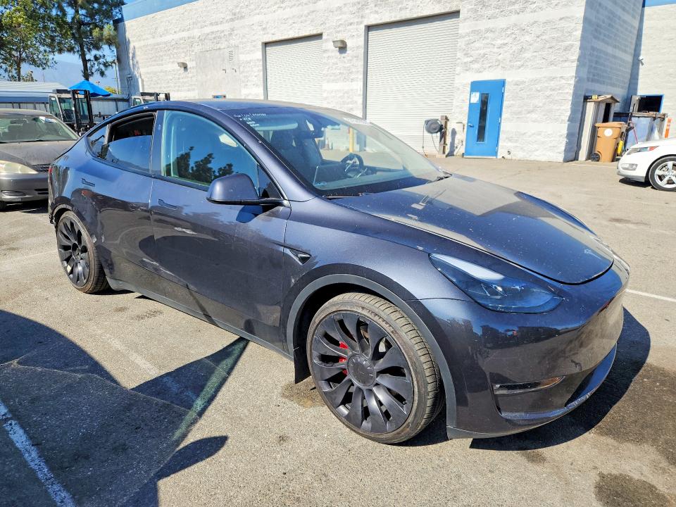 Продажа на аукционе авто 2024 Tesla Model Y, vin: 7SAYGDEFXRF020194, номер лота: 57594206