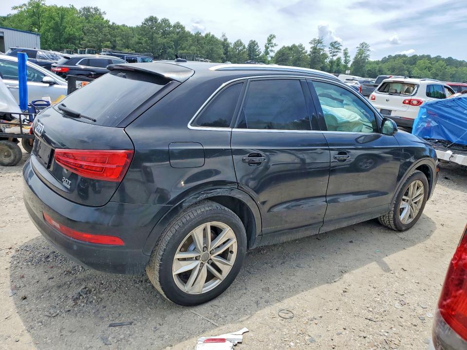 2016 Audi Q3 მანქანა იყიდება აუქციონზე, vin: WA1EFCFS4GR017186, აუქციონის ნომერი: 58643806