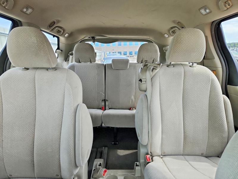 Продажа на аукционе авто 2011 Toyota Sienna, vin: 5TDKK3DC0BS037624, номер лота: 55946296