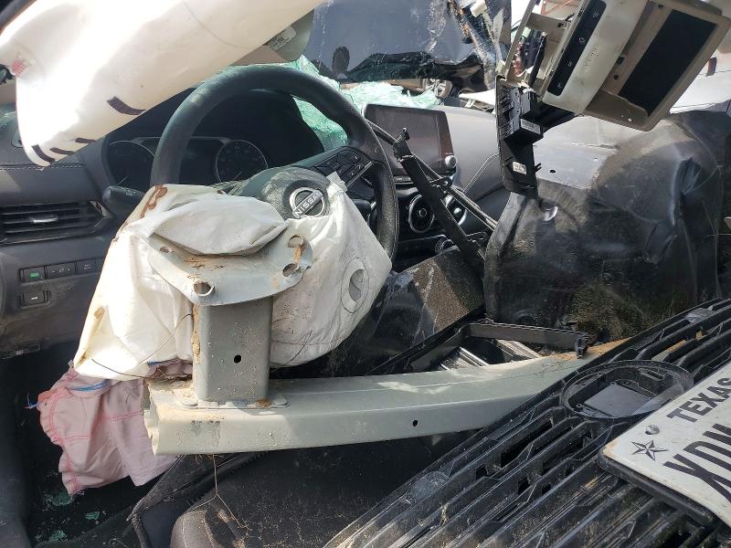 58318266 :رقم المزاد ، 3N1AB8CV3SY364722 vin ، 2025 Nissan Sentra مزاد بيع