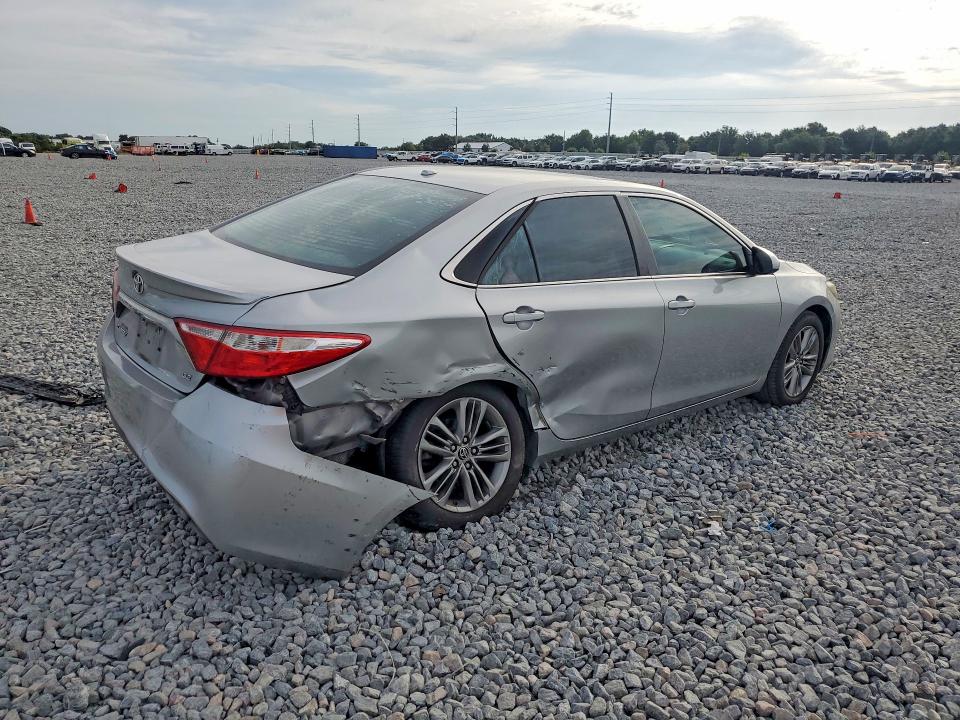 Aukcja sprzedaży 2015 Toyota Camry, vin: 4T1BF1FK6FU073361, numer aukcji: 56761396