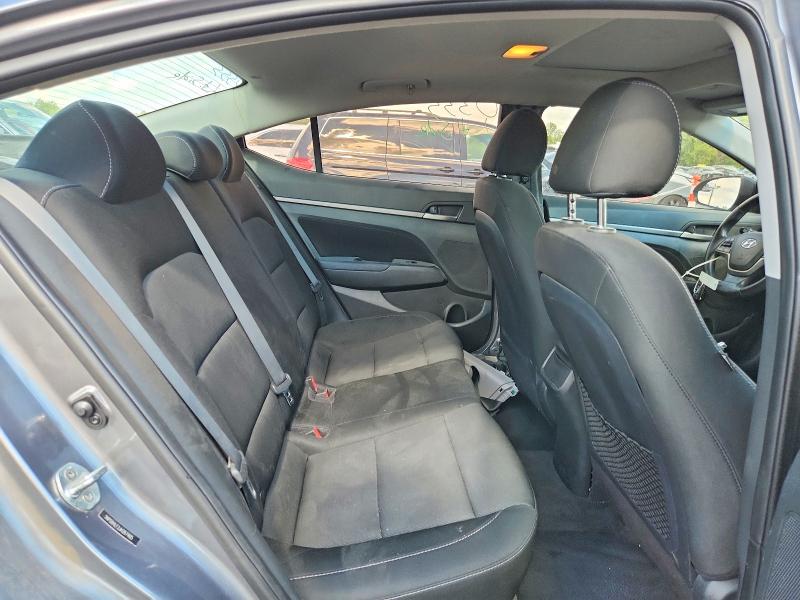 57826256 :رقم المزاد ، 5NPD84LF2JH267405 vin ، 2018 Hyundai Elantra مزاد بيع