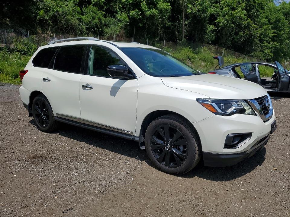 Продажа на аукционе авто 2017 Nissan Pathfinder, vin: 5N1DR2MM8HC681398, номер лота: 57370516
