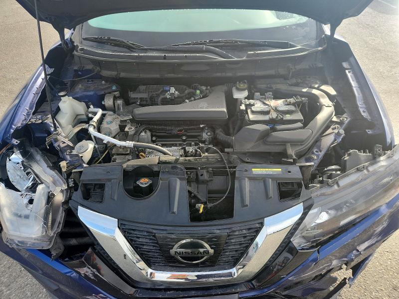 55819546 :رقم المزاد ، KNMAT2MT8HP607259 vin ، 2017 Nissan Rogue مزاد بيع