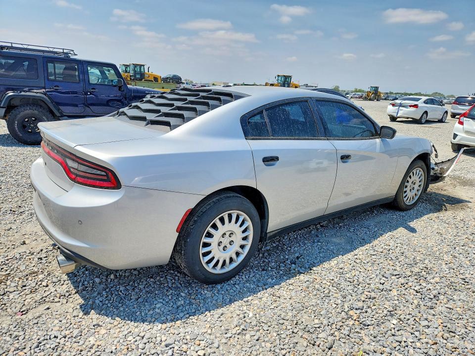 58220406 :رقم المزاد ، 2C3CDXKT5JH330039 vin ، 2018 Dodge Charger مزاد بيع