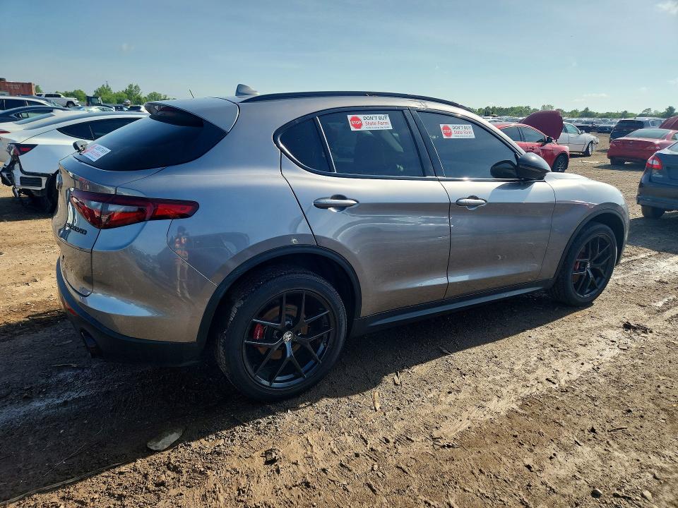 55060146 :رقم المزاد ، ZASPAKAN8L7C91447 vin ، 2020 Alfa Romeo Stelvio مزاد بيع