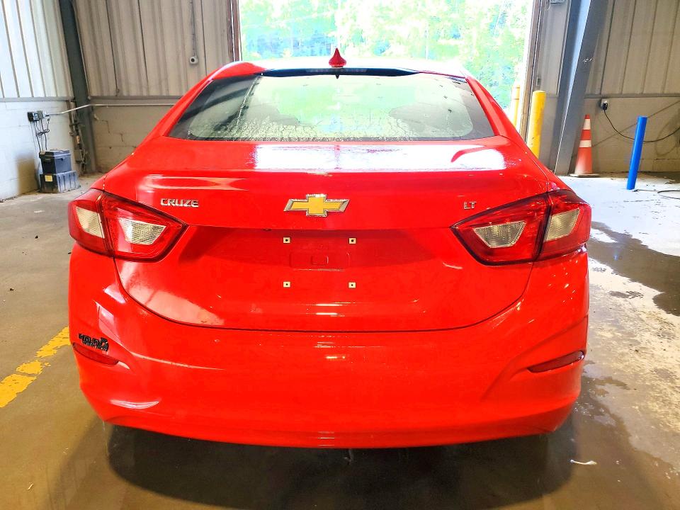 2019 Chevrolet Cruze მანქანა იყიდება აუქციონზე, vin: 1G1BE5SMXK7142110, აუქციონის ნომერი: 57245786