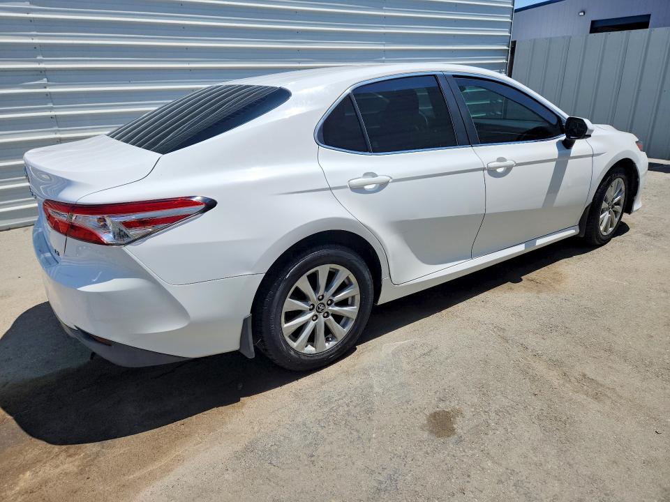 Продажа на аукционе авто 2018 Toyota Camry, vin: 4T1B11HK7JU104315, номер лота: 57717596