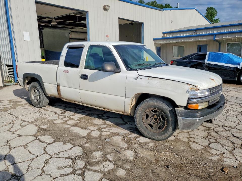 57920306 :رقم المزاد ، 2GCEC19V111368016 vin ، 2001 Chevrolet Silverado مزاد بيع