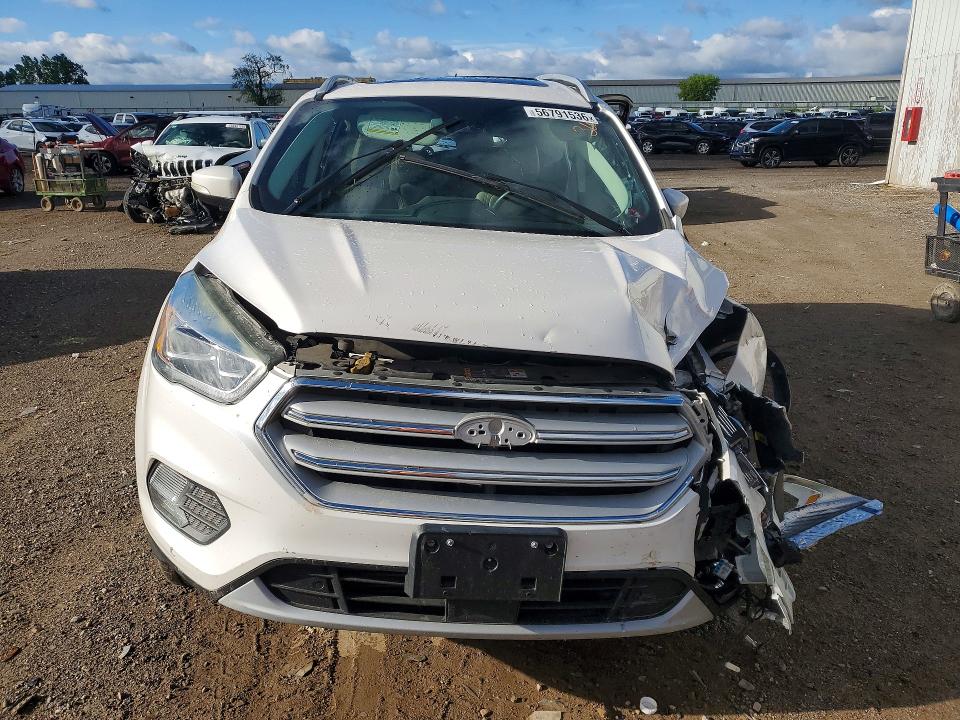 2018 Ford Escape მანქანა იყიდება აუქციონზე, vin: 1FMCU0J93JUA10283, აუქციონის ნომერი: 56791536
