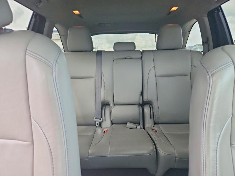 Продажа на аукционе авто 2016 Toyota Highlander, vin: 5TDKKRFH7GS157505, номер лота: 55777696