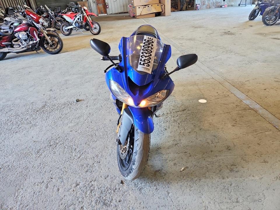 2004 Kawasaki Ninja Zx მანქანა იყიდება აუქციონზე, vin: JKAZXCC164A013564, აუქციონის ნომერი: 55338996