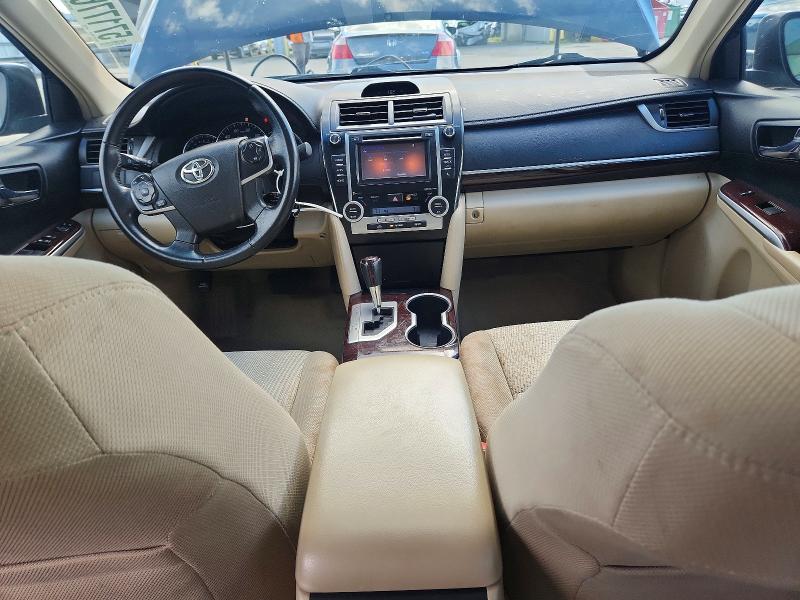 57177656 :رقم المزاد ، 4T4BF1FK4ER409724 vin ، 2014 Toyota Camry مزاد بيع
