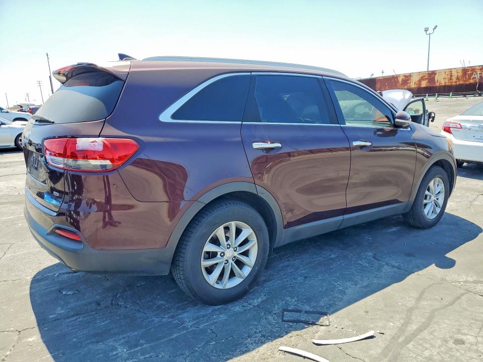 59144816 :رقم المزاد ، 5XYPG4A3XJG347731 vin ، 2018 Kia Sorento مزاد بيع