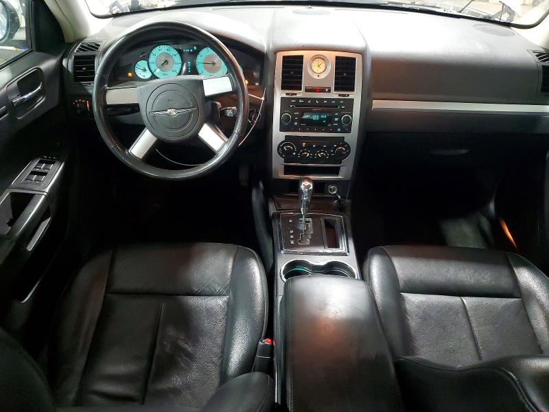 56451206 :رقم المزاد ، 2C3CK5CV4AH181763 vin ، 2010 Chrysler 300 مزاد بيع