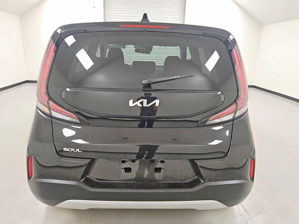 2025 Kia Soul მანქანა იყიდება აუქციონზე, vin: KNDJ23AU9S7960011, აუქციონის ნომერი: 55315346