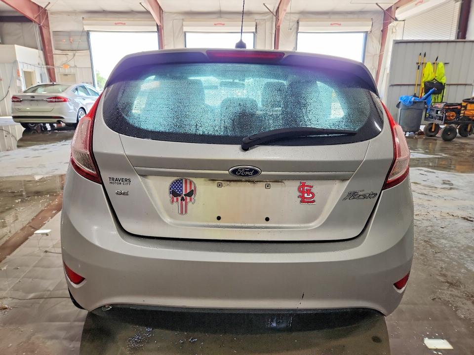 58940136 :رقم المزاد ، 3FADP4EJ7GM107548 vin ، 2016 Ford Fiesta مزاد بيع