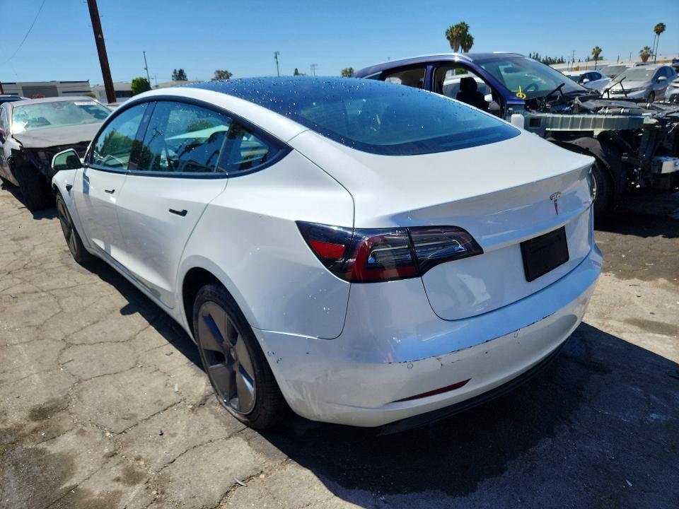 57519666 :رقم المزاد ، 5YJ3E1EA0NF166369 vin ، 2022 Tesla Model 3 مزاد بيع