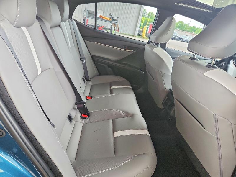 58930276 :رقم المزاد ، 4T1DBADK9SU029601 vin ، 2025 Toyota Camry مزاد بيع