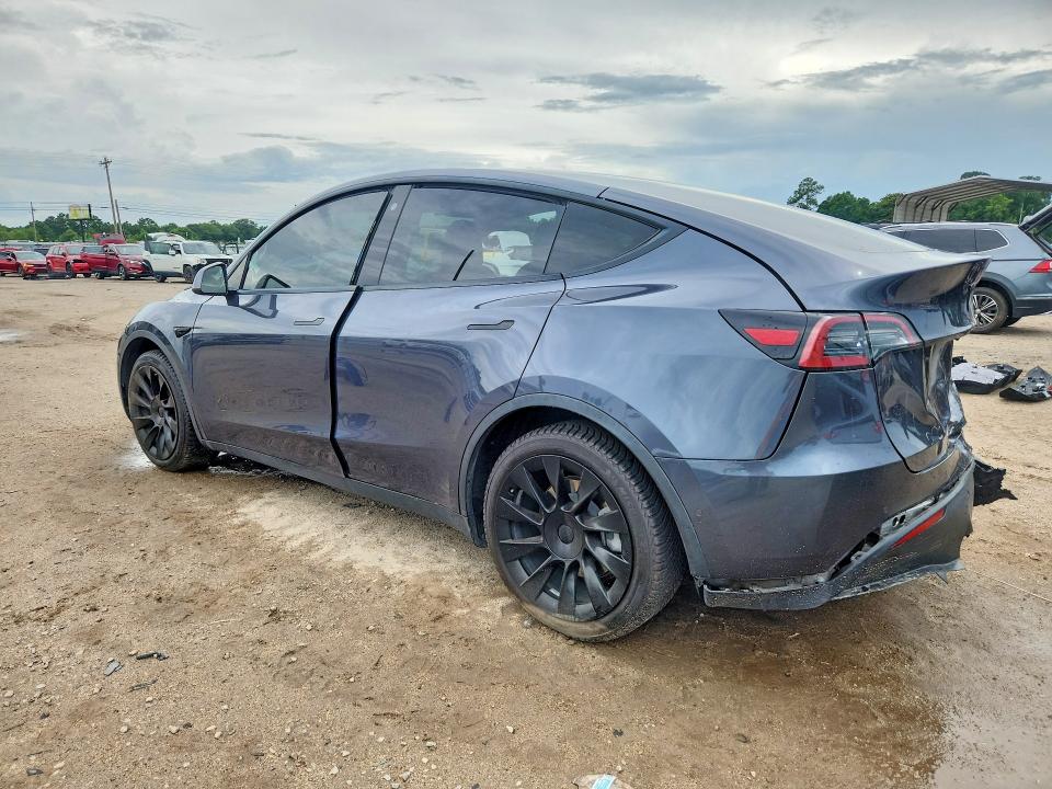 57064776 :رقم المزاد ، 5YJYGDEE8MF158653 vin ، 2021 Tesla Model Y مزاد بيع