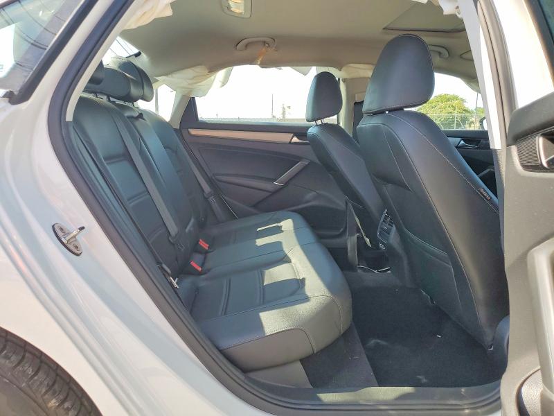 57964136 :رقم المزاد ، 1VWSA7A33MC009073 vin ، 2021 Volkswagen Passat مزاد بيع