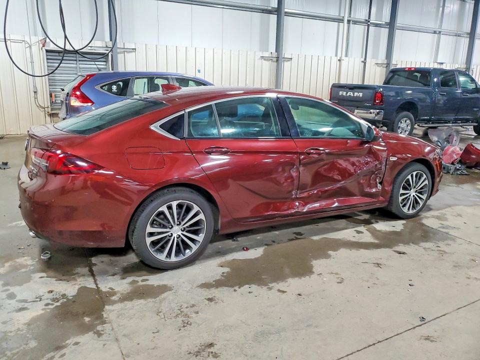 58307156 :رقم المزاد ، W04GR6SX1J1103872 vin ، 2018 Buick Regal مزاد بيع