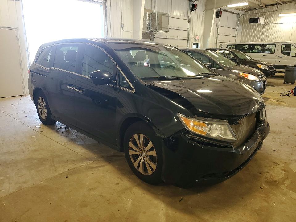 55330826 :رقم المزاد ، 5FNRL5H49FB033835 vin ، 2015 Honda Odyssey مزاد بيع