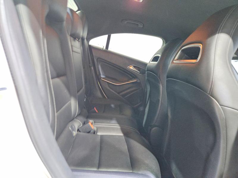 55697796 :رقم المزاد ، WDDSJ4GB7KN738619 vin ، 2019 Mercedes-benz Cla مزاد بيع