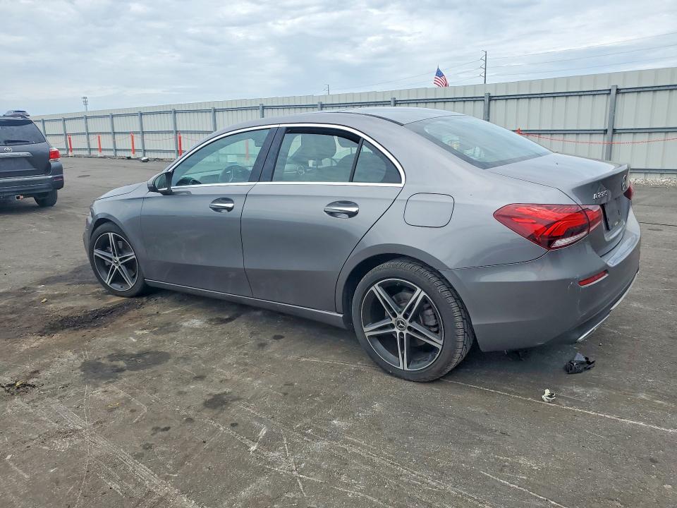 56658676 :رقم المزاد ، WDD3G4EB7KW033481 vin ، 2019 Mercedes-benz A مزاد بيع
