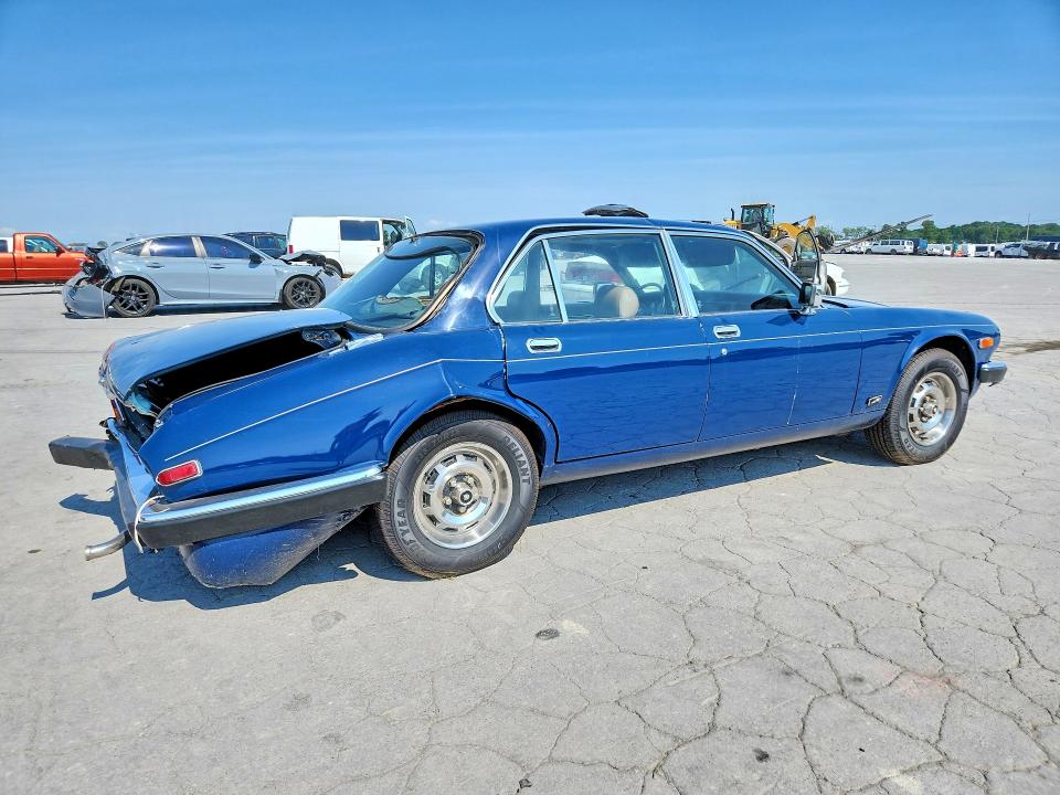1980 Jaguar Xj6 მანქანა იყიდება აუქციონზე, vin: JAVLN4AC313688, აუქციონის ნომერი: 58792476
