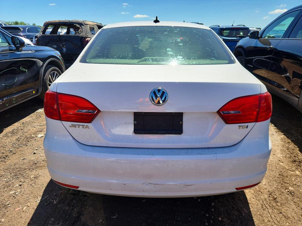 57927976 :رقم المزاد ، 3VWLL7AJ5DM381400 vin ، 2013 Volkswagen Jetta مزاد بيع