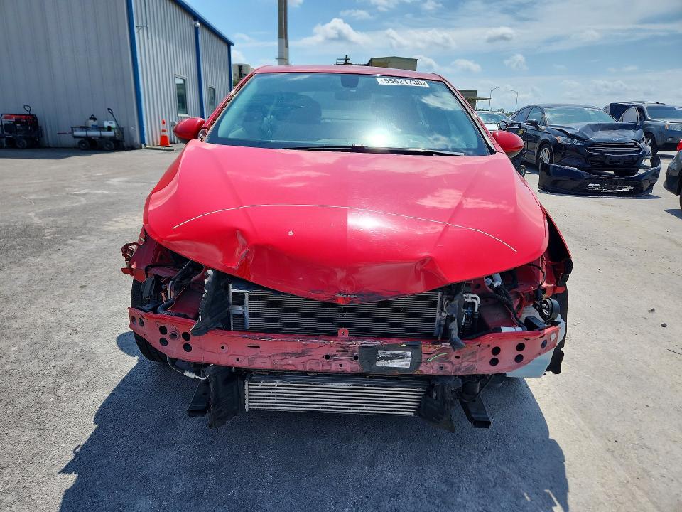 55621736 :رقم المزاد ، 1G1BC5SM2K7142284 vin ، 2019 Chevrolet Cruze مزاد بيع
