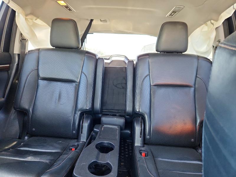 Продажа на аукционе авто 2015 Toyota Highlander, vin: 5TDDKRFH5FS209480, номер лота: 54921586