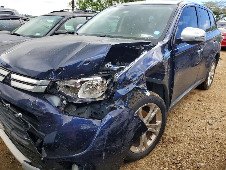 2015 Mitsubishi Outlander მანქანა იყიდება აუქციონზე, vin: JA4AD3A33FZ000821, აუქციონის ნომერი: 50118026