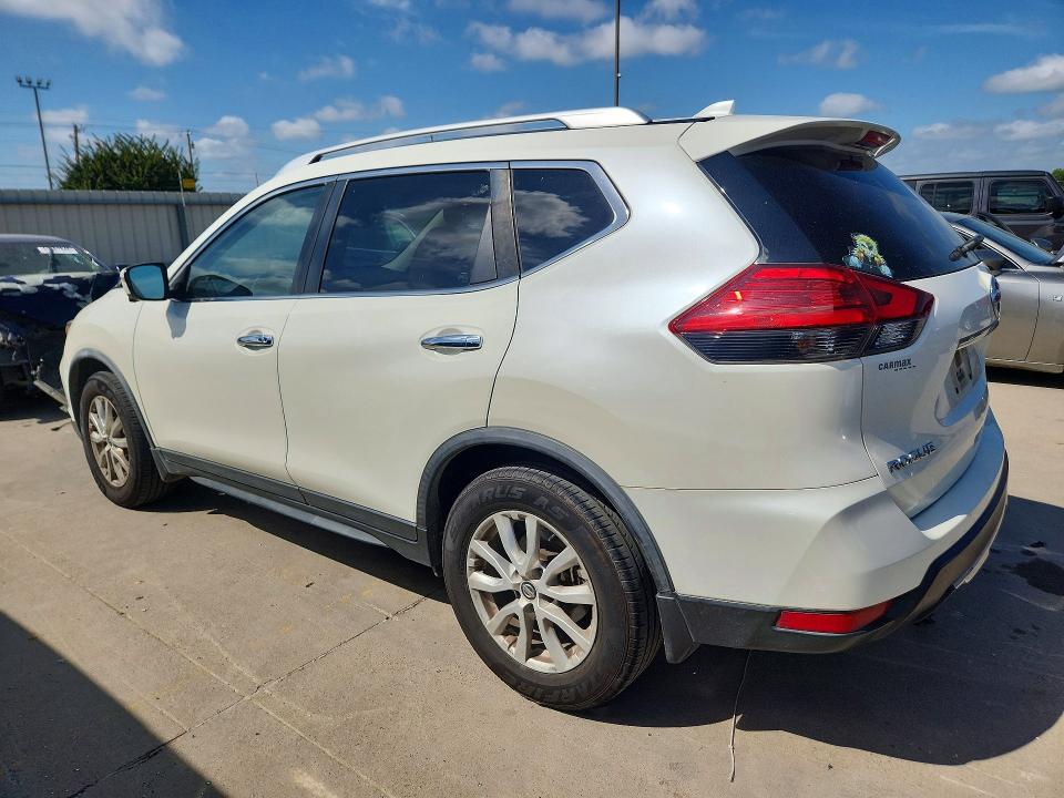 Продаж на аукціоні авто 2017 Nissan Rogue, vin: JN8AT2MT0HW400830, номер лоту: 56127256