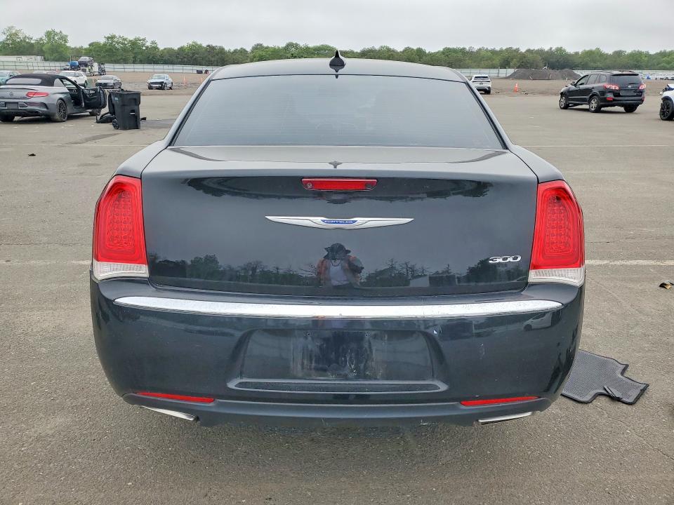 2018 Chrysler 300 მანქანა იყიდება აუქციონზე, vin: 2C3CCAAGXJH326086, აუქციონის ნომერი: 56629566