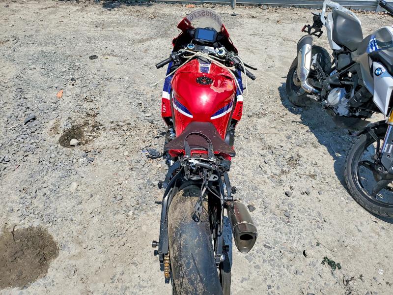 Продажа на аукционе авто 2025 Honda Cbr1000, vin: JH2SC821XSK400120, номер лота: 58985276