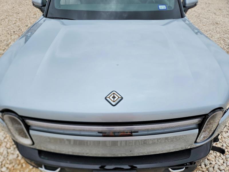 55940716 :رقم المزاد ، 7PDSGBBA2SN052850 vin ، 2025 Rivian R1s مزاد بيع