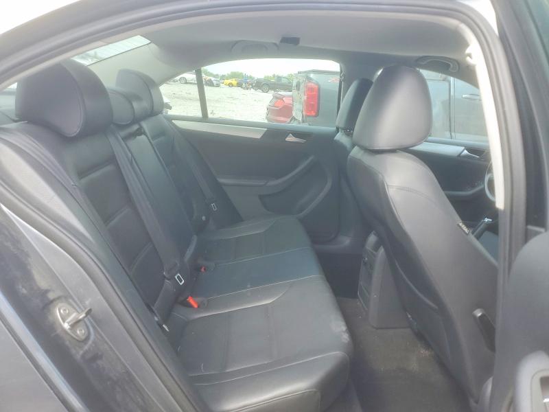 56227346 :رقم المزاد ، 3VWB17AJ5EM397101 vin ، 2014 Volkswagen Jetta مزاد بيع