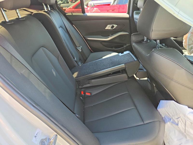 57529366 :رقم المزاد ، 3MW5U7J02M8B68832 vin ، 2021 Bmw M340i مزاد بيع