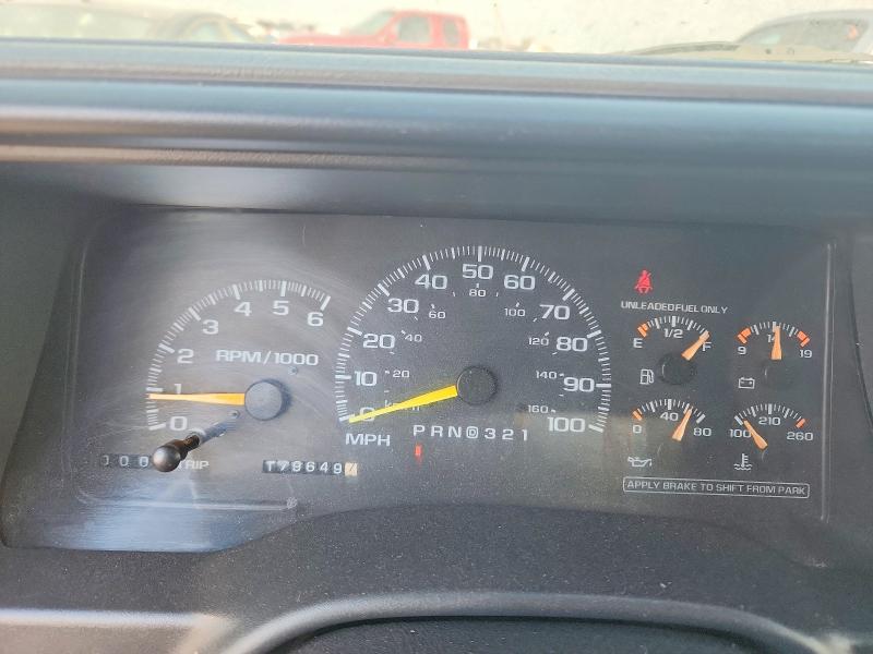 Продажа на аукционе авто 1998 Gmc Suburban, vin: 3GKFK16R4WG501417, номер лота: 55838266