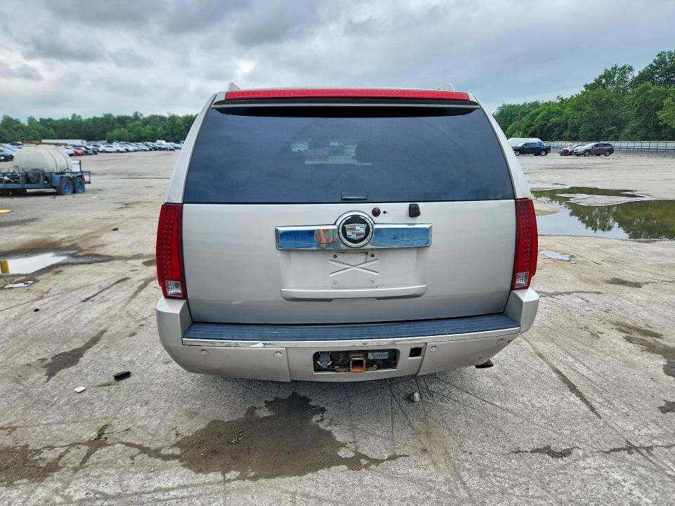 2007 Cadillac Escalade მანქანა იყიდება აუქციონზე, vin: 1GYFK66877R299393, აუქციონის ნომერი: 58349366