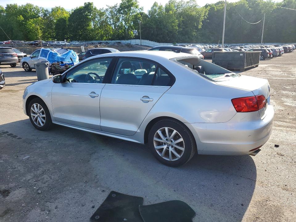 56821946 :رقم المزاد ، 3VWD17AJ3EM227053 vin ، 2014 Volkswagen Jetta مزاد بيع