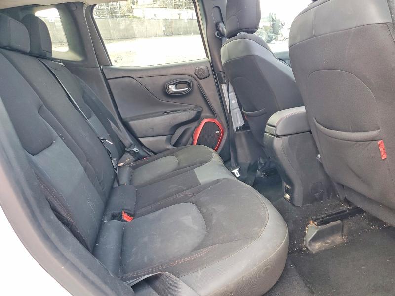 2016 Jeep Renegade მანქანა იყიდება აუქციონზე, vin: ZACCJBCT4GPC78576, აუქციონის ნომერი: 56073656