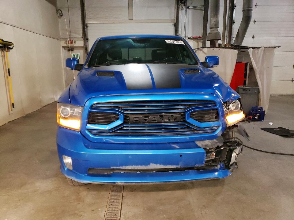 Продажа на аукционе авто 2018 Ram 1500, vin: 1C6RR7MT2JS196160, номер лота: 56692696