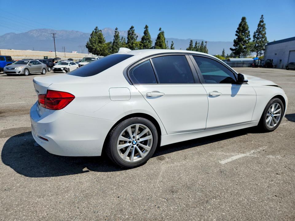 Aukcja sprzedaży 2016 Bmw 320, vin: WBA8E1G50GNU10433, numer aukcji: 56278936