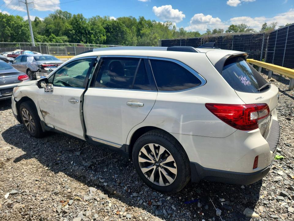 2017 Subaru Outback მანქანა იყიდება აუქციონზე, vin: 4S4BSATC5H3342211, აუქციონის ნომერი: 57429606