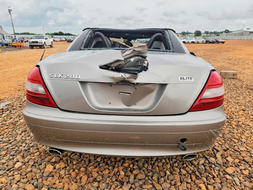 Продажа на аукционе авто 2008 Mercedes-benz Slk, vin: WDBWK54F18F188745, номер лота: 57831856