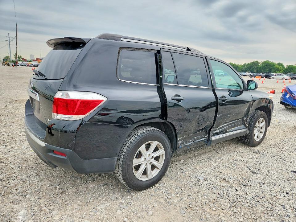 Продажа на аукционе авто 2013 Toyota Highlander, vin: 5TDBK3EH6DS272297, номер лота: 58183066